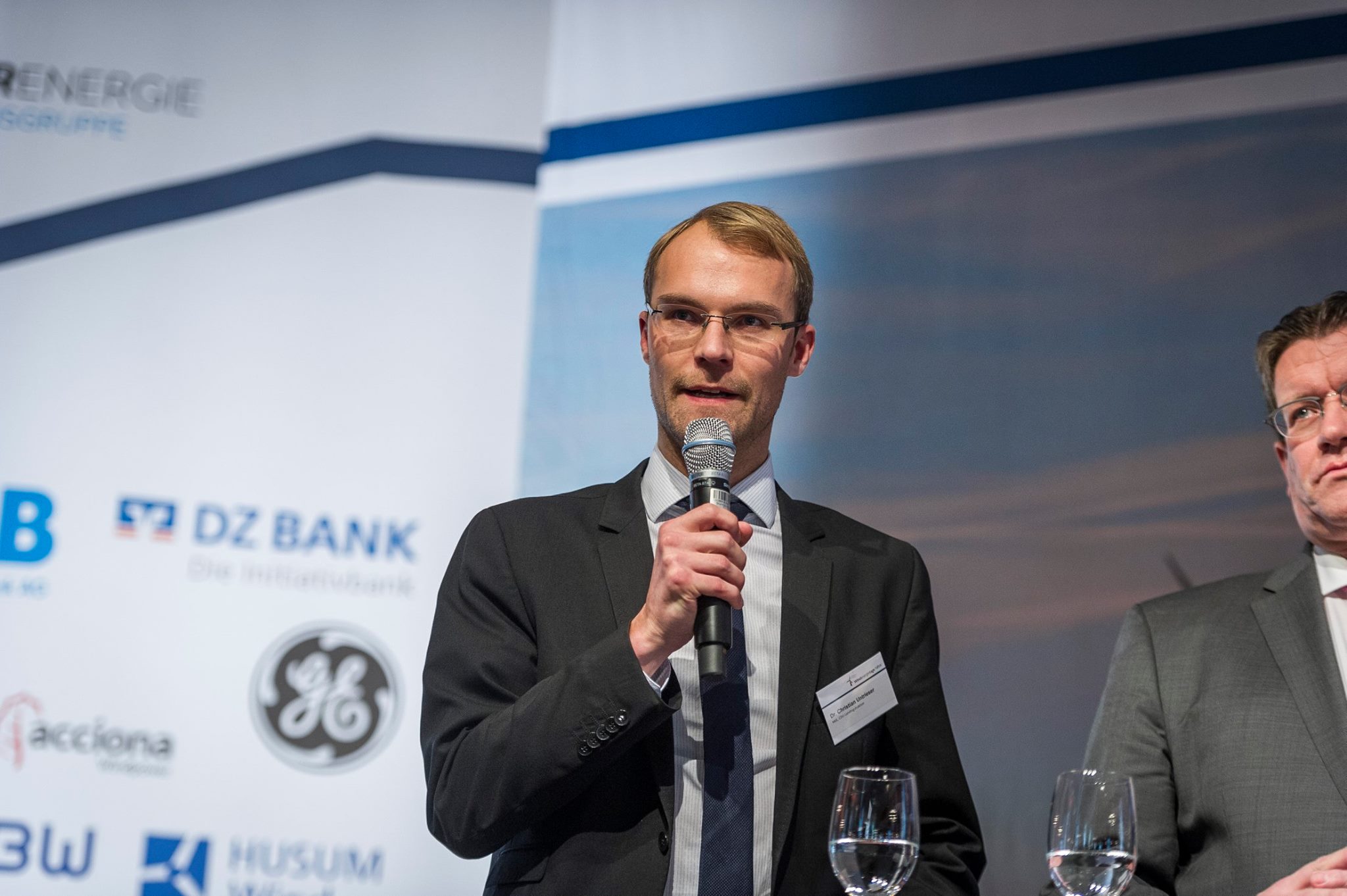 Diskussion über Windenergie Dr. Christian Untrieser MdL