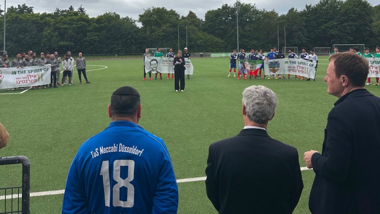 Gemeinsames Fußballspiel: Ein Zeichen gegen Antisemitismus 