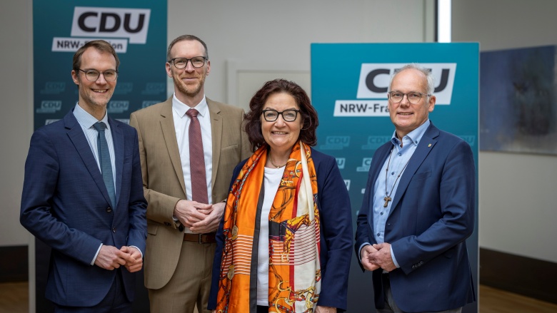 Meisterprämie NRW: Bereits 138 Prämien im Kreis Mettmann ausgezahlt Die Landtagsabgeordneten für den Kreis Mettmann v.l.n.r.: Dr. Christian Untrieser, Dr. Jan Heinisch, Claudia Schlottmann, Martin Strässer