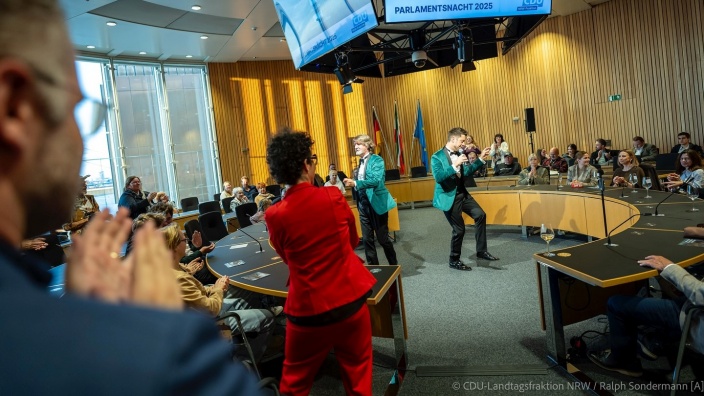 Nachts im Parlament - Offene Türen im Landtag NRW