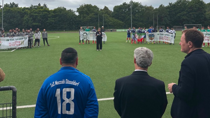 Gemeinsames Fußballspiel: Ein Zeichen gegen Antisemitismus 